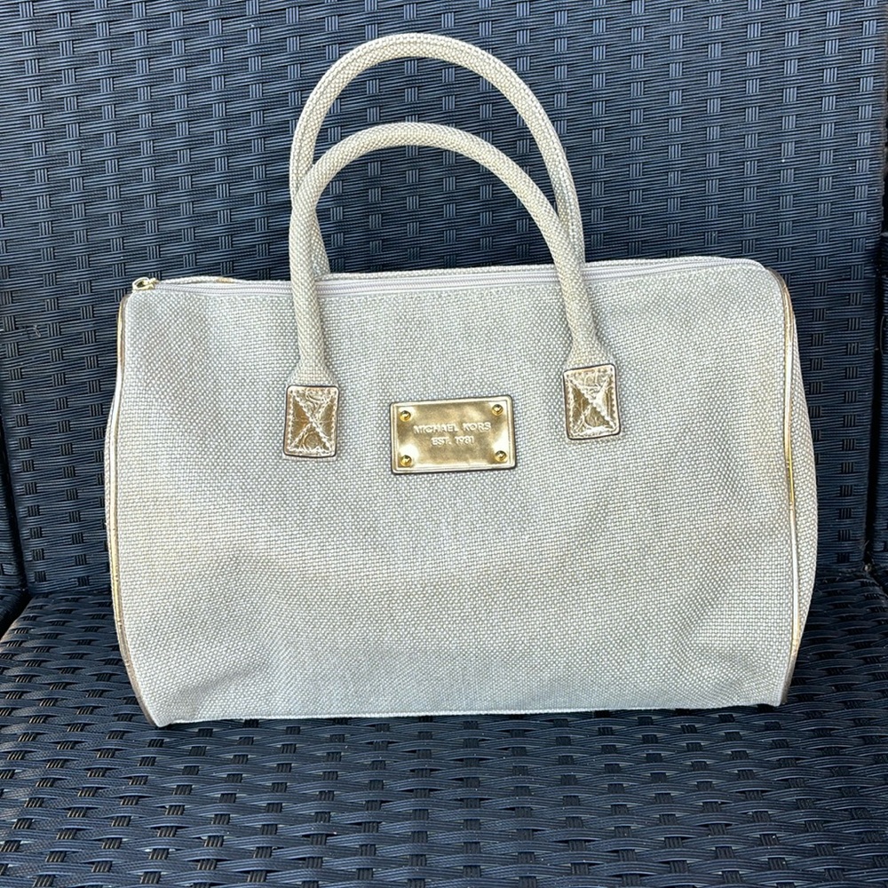 Michael Kors tote bag. Costal Collection